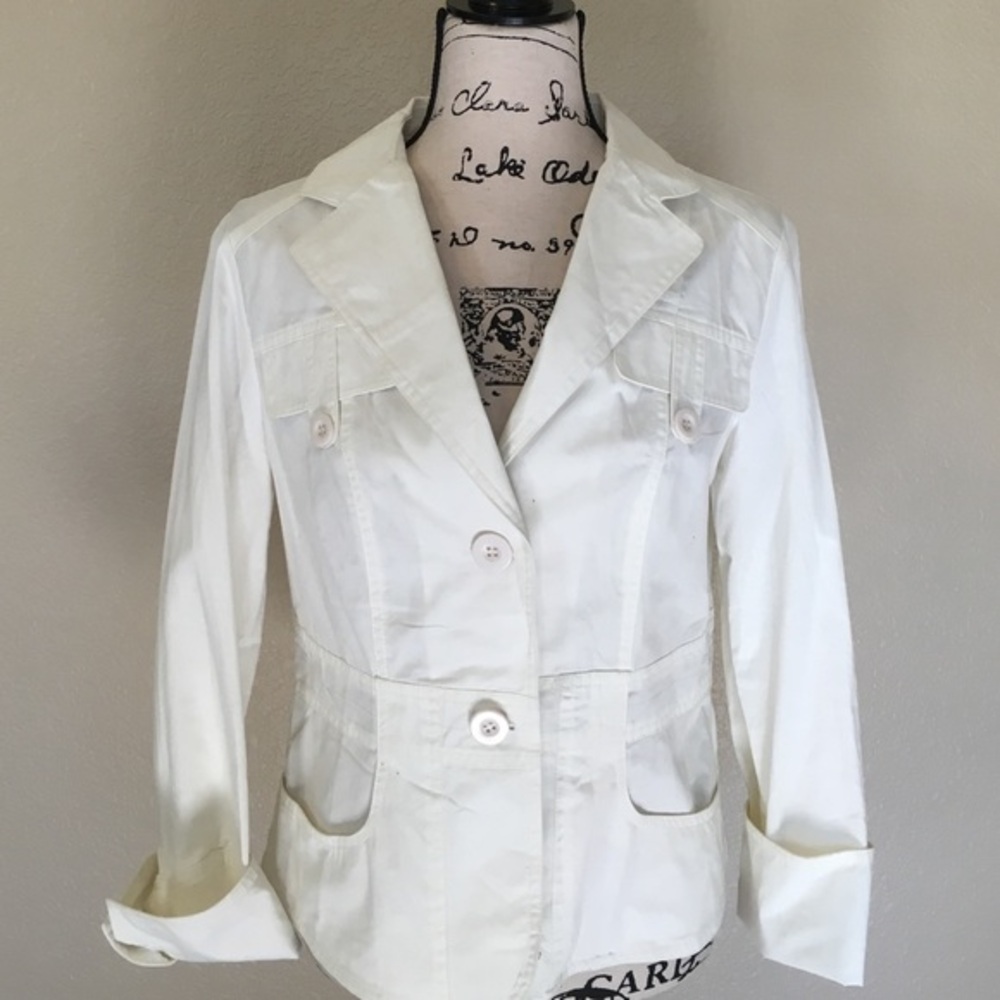 White three quarter length blazer jacket